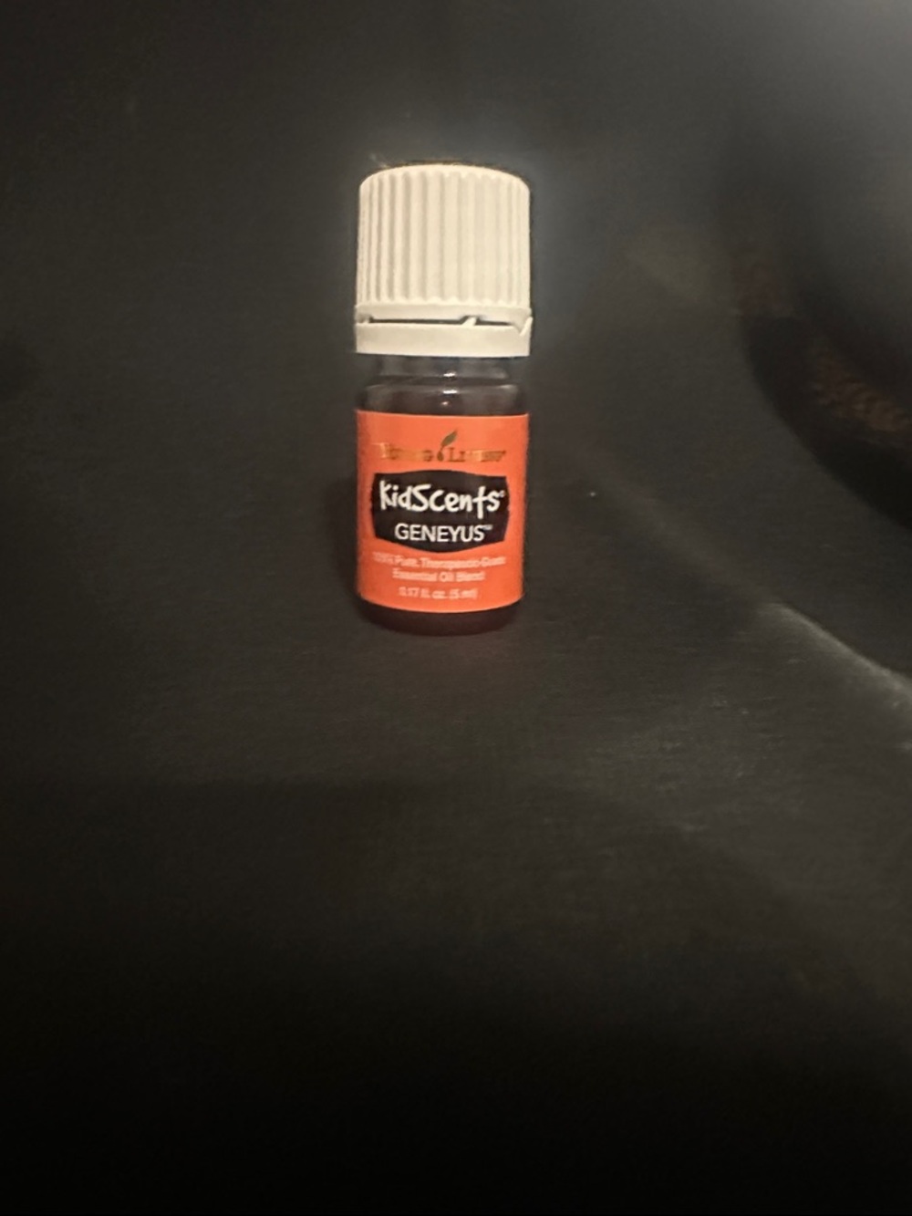 Young Living KidScents GeneYus Essential Oil - Orange and White. 5ml